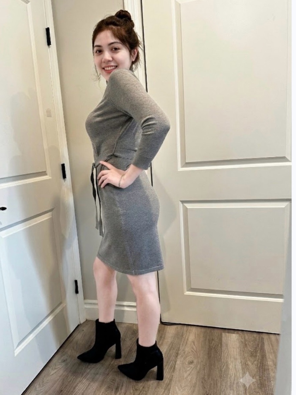 Calvin Klein Gray Long-Sleeve Tie-Waist Knit Dress